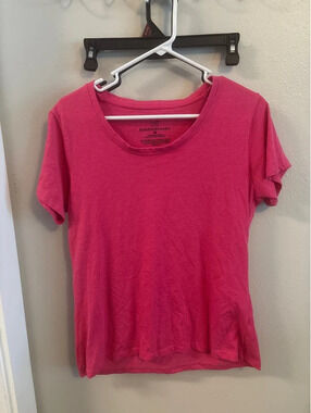 Bobbi Brooks size, medium pink shirt